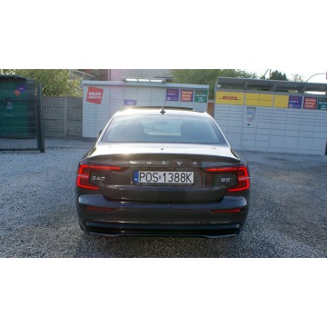 Volvo S60  Sedan/Limuzyna 2023,  2.5 benzyna, automat - Na sprzedaż za 119 700 zł - Ostrów Wielkopolski - zdjęcie 4