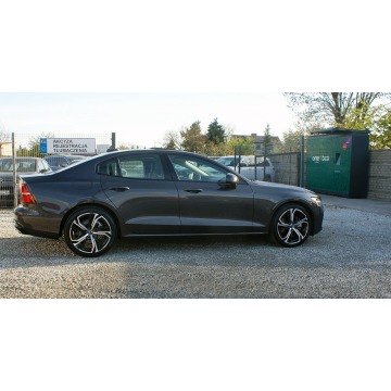 Volvo S60  Sedan/Limuzyna 2023,  2.5 benzyna, automat - Na sprzedaż za 119 700 zł - Ostrów Wielkopolski - zdjęcie 6