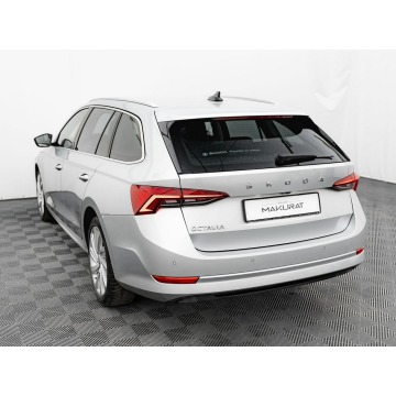 Skoda Octavia  Kombi 2023,  2.0 diesel, automat - Na sprzedaż za 96 800 zł - Gdynia - zdjęcie 4
