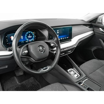 Skoda Octavia  Kombi 2023,  2.0 diesel, automat - Na sprzedaż za 96 800 zł - Gdynia - zdjęcie 6