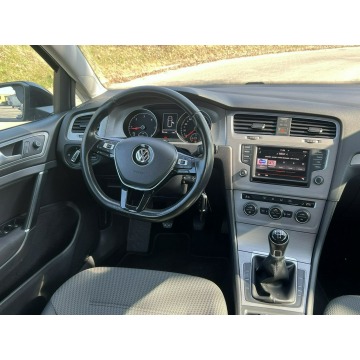 Volkswagen Golf 2016,  1.6 diesel - Na sprzedaż za 31 999 zł - Gostyń - zdjęcie 9