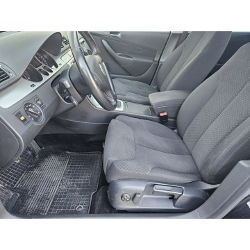 Volkswagen Passat  Sedan/Limuzyna 2008,  1.9 diesel - Na sprzedaż za 19 432 zł - Rybnik - zdjęcie 9