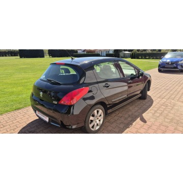 Peugeot 308  Hatchback 2010,  1.6 benzyna - Na sprzedaż za 22 800 zł - Paproć - zdjęcie 7