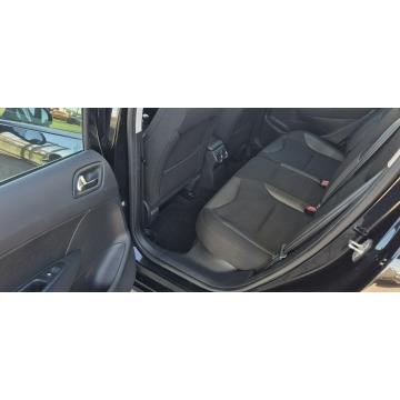 Peugeot 308  Hatchback 2010,  1.6 benzyna - Na sprzedaż za 22 800 zł - Paproć - zdjęcie 8