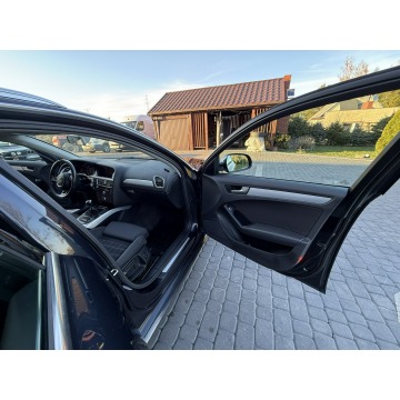 Audi A4 2011,  2.0 diesel - Na sprzedaż za 35 600 zł - Łęgowo - zdjęcie 12