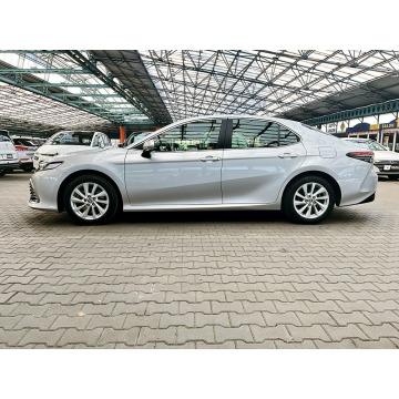 Toyota Camry  Sedan/Limuzyna 2023,  2.5 hybryda, automat - Na sprzedaż za 116 900 zł - Mysłowice - zdjęcie 6