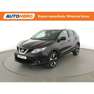 Nissan Qashqai - kamera, navi, podg.fotele, aut.klima