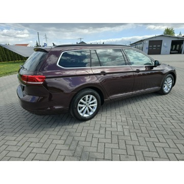 Volkswagen Passat 2016,  1.6 diesel, automat - Na sprzedaż za 39 900 zł - Kutno - zdjęcie 9