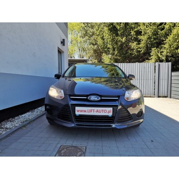 Ford Focus 2013,  1.0 benzyna - Na sprzedaż za 21 900 zł - Strzegom - zdjęcie 2