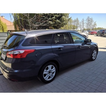 Ford Focus 2013,  1.0 benzyna - Na sprzedaż za 21 900 zł - Strzegom - zdjęcie 5
