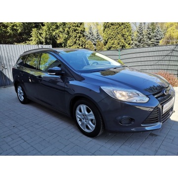 Ford Focus 2013,  1.0 benzyna - Na sprzedaż za 21 900 zł - Strzegom - zdjęcie 4