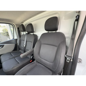 Renault Trafic 2017,  1.6 diesel - Na sprzedaż za 29 900 zł - Pyzdry - zdjęcie 8