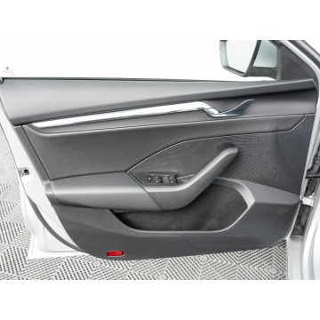 Skoda Octavia  Kombi 2023,  2.0 diesel, automat - Na sprzedaż za 85 800 zł - Gdynia - zdjęcie 10