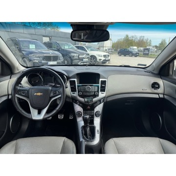 Chevrolet Cruze  Hatchback 2012,  1.7 diesel - Na sprzedaż za 9 250,00 zł - Michałowice-Wieś - zdjęcie 12