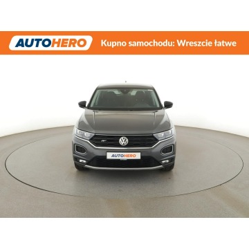 Volkswagen T-Roc  SUV 2018,  1.0 benzyna - Na sprzedaż za 52 800 zł - Warszawa - zdjęcie 11