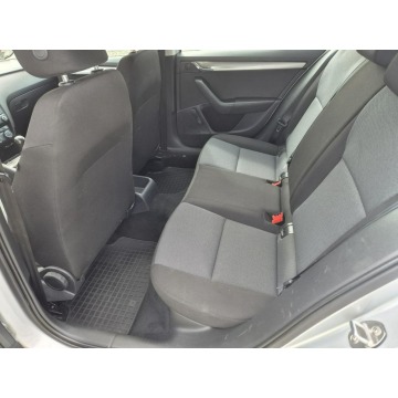 Skoda Octavia  Liftback 2016,  1.6 diesel - Na sprzedaż za 16 900 zł - Kutno - zdjęcie 7