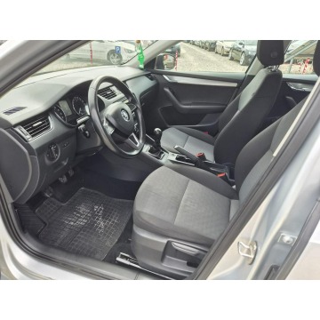 Skoda Octavia  Liftback 2016,  1.6 diesel - Na sprzedaż za 16 900 zł - Kutno - zdjęcie 5