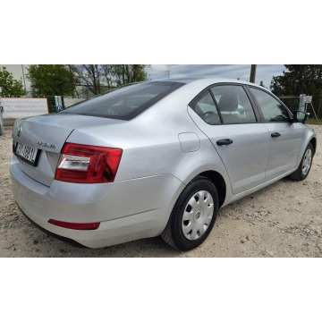 Skoda Octavia  Liftback 2016,  1.6 diesel - Na sprzedaż za 16 900 zł - Kutno - zdjęcie 4