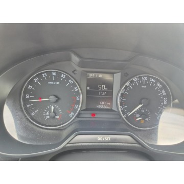 Skoda Octavia  Liftback 2016,  1.6 diesel - Na sprzedaż za 16 900 zł - Kutno - zdjęcie 12