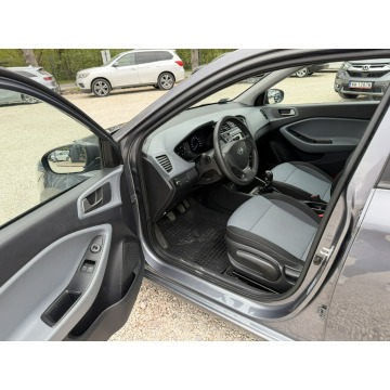 Hyundai i20  Hatchback 2017,  1.2 benzyna+LPG - Na sprzedaż za 26 800 zł - Pęcice - zdjęcie 9