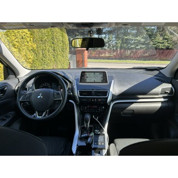 Mitsubishi Eclipse Cross  SUV 2020,  1.5 benzyna, automat - Na sprzedaż za 69 800 zł - Tarnów - zdjęcie 6