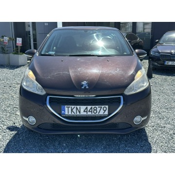 Peugeot 208  Hatchback 2012,  1.2 benzyna - Na sprzedaż za 15 900 zł - Wrocław - zdjęcie 2