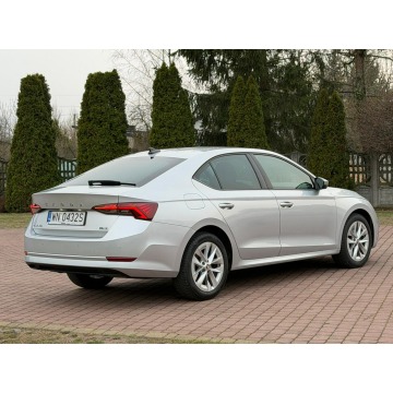 Skoda Octavia  Sedan/Limuzyna 2022,  1.5 hybryda, automat - Na sprzedaż za 68 880 zł - Nowe Iganie - zdjęcie 5