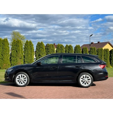 Skoda Octavia 2022,  2.0 diesel, automat - Na sprzedaż za 68 942 zł - Nowe Iganie - zdjęcie 2