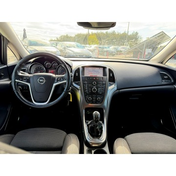 Opel Astra  Kombi 2011,  1.4 benzyna - Na sprzedaż za 14 900 zł - Kutno - zdjęcie 11