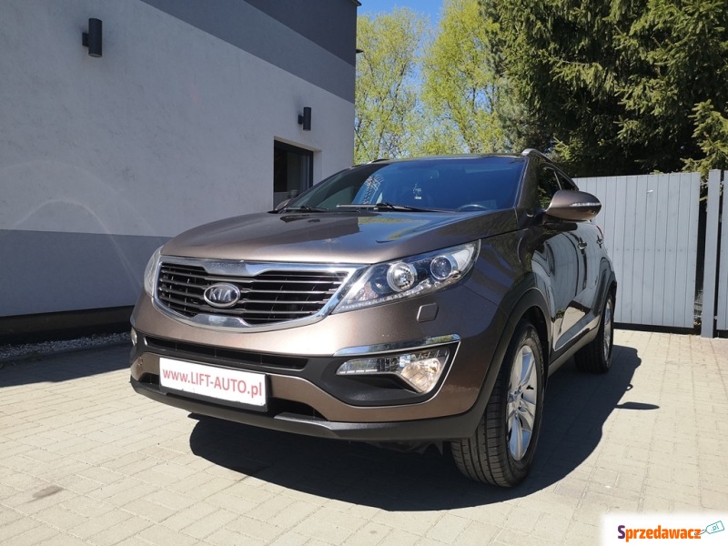 Kia Sportage 2011,  1.7 diesel - Na sprzedaż za 29 900 zł - Strzegom