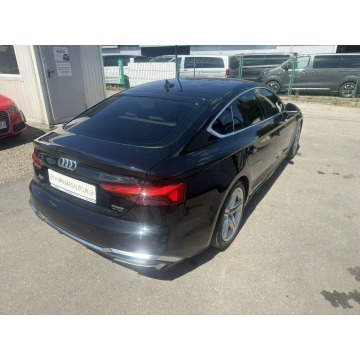 Audi A5  Sedan/Limuzyna 2021,  2.0 benzyna, automat - Na sprzedaż za 138 000 zł - Gdów - zdjęcie 6