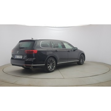Volkswagen Passat 2022,  2.0 benzyna, automat - Na sprzedaż za 124 850 zł - Warszawa - zdjęcie 7