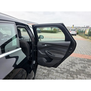 Ford Focus 2013,  1.6 diesel - Na sprzedaż za 18 900 zł - Rawa Mazowiecka - zdjęcie 12