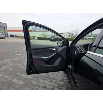 Ford Focus 2013,  1.6 diesel - Na sprzedaż za 18 900 zł - Rawa Mazowiecka - zdjęcie 11