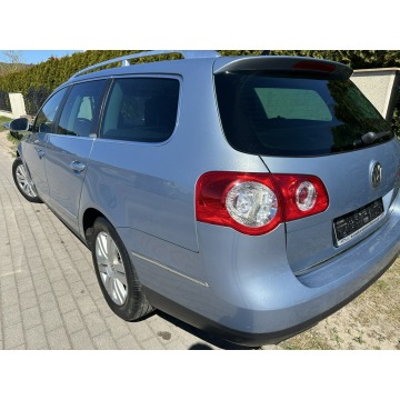 Volkswagen Passat  Kombi 2009,  1.8 benzyna - Na sprzedaż za 13 300 zł - Wejherowo - zdjęcie 3