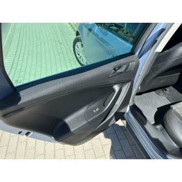 Volkswagen Passat  Kombi 2009,  1.8 benzyna - Na sprzedaż za 13 300 zł - Wejherowo - zdjęcie 12