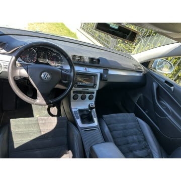 Volkswagen Passat  Kombi 2009,  1.8 benzyna - Na sprzedaż za 13 300 zł - Wejherowo - zdjęcie 11