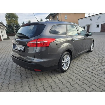 Ford Focus  Kombi 2015,  1.5 diesel - Na sprzedaż za 18 900 zł - Kutno - zdjęcie 11