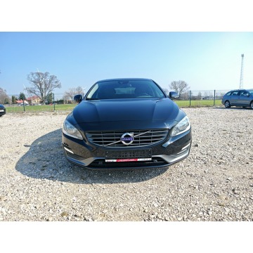 Volvo V60 2013,  1.6 diesel, automat - Na sprzedaż za 27 900 zł - Rawa Mazowiecka - zdjęcie 8