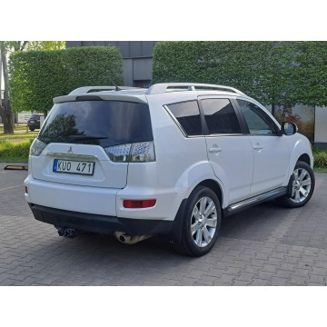 Mitsubishi Outlander  SUV 2011,  2.4 benzyna, automat - Na sprzedaż za 30 900 zł - Zwoleń - zdjęcie 11