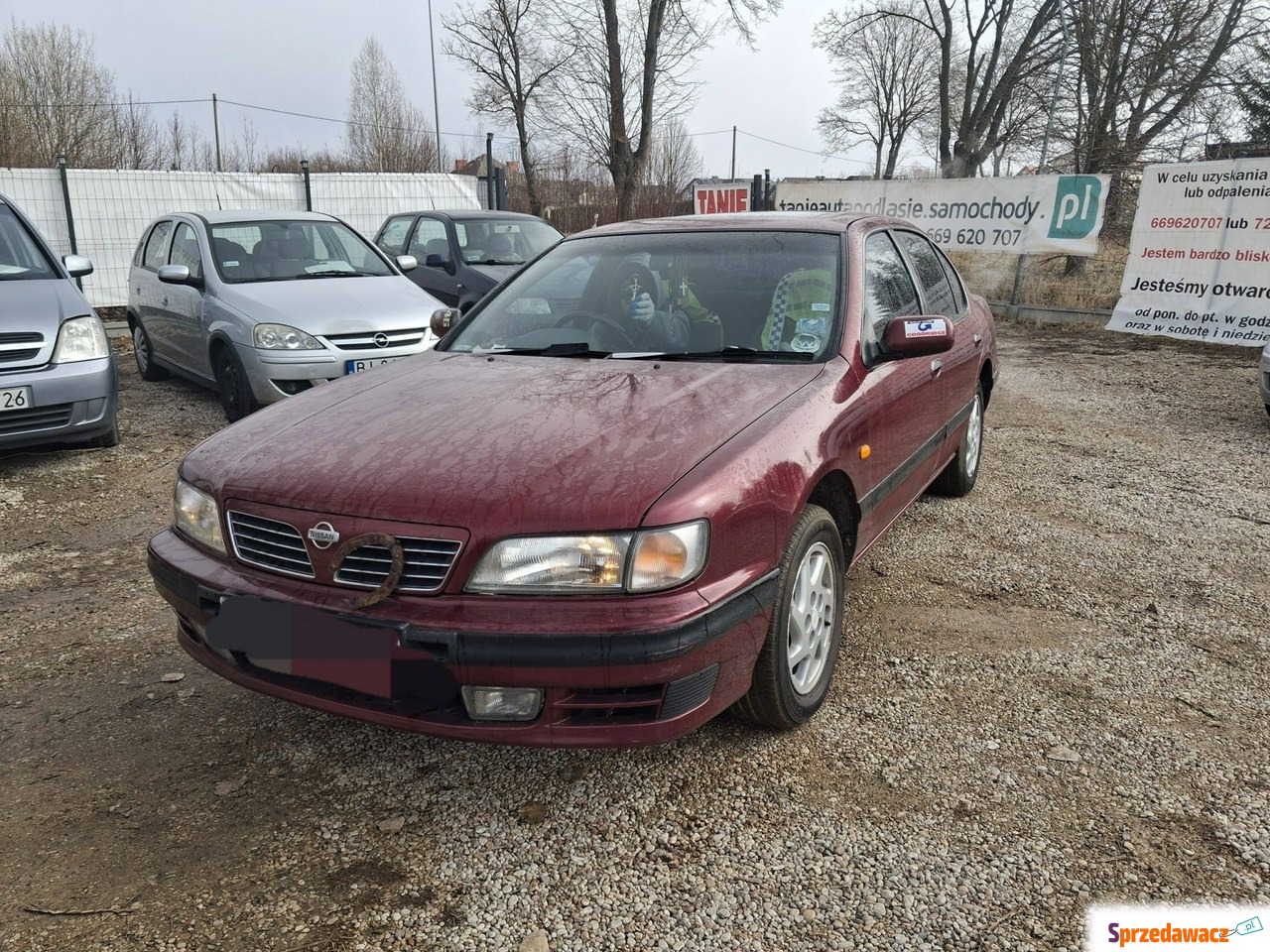 Nissan Maxima - 2.0 V6 z gazem...