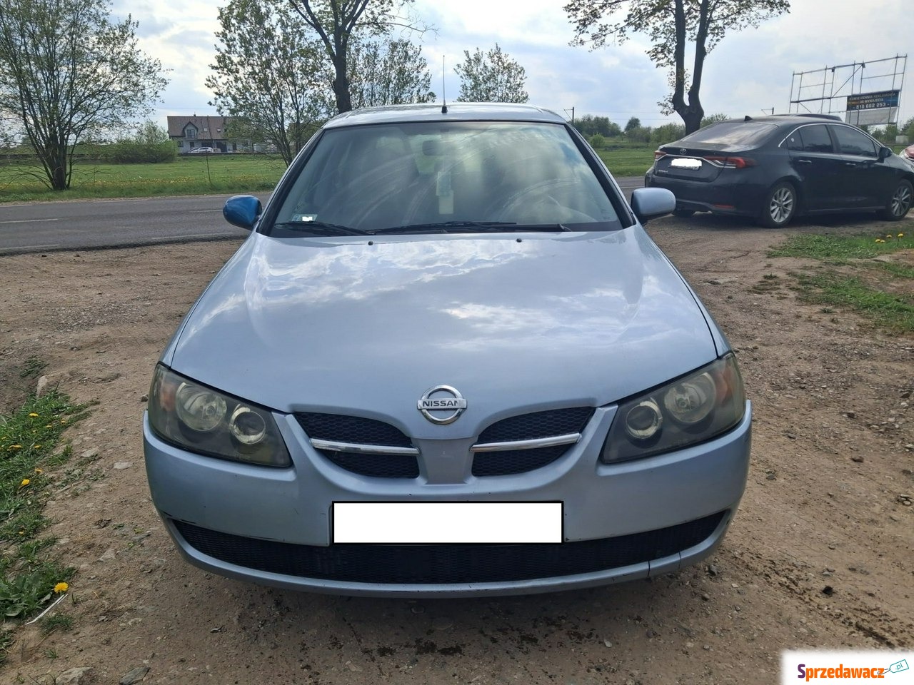 Nissan Almera - Salon PL 1.5 b...