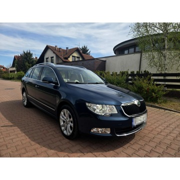 Skoda Superb  Kombi 2012,  3.6 benzyna, automat - Na sprzedaż za 29 900 zł - Tychy - zdjęcie 2