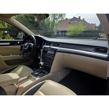 Skoda Superb  Kombi 2012,  3.6 benzyna, automat - Na sprzedaż za 29 900 zł - Tychy - zdjęcie 6