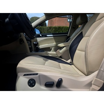 Skoda Superb  Kombi 2012,  3.6 benzyna, automat - Na sprzedaż za 29 900 zł - Tychy - zdjęcie 8