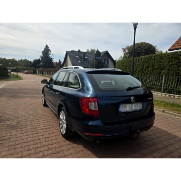 Skoda Superb  Kombi 2012,  3.6 benzyna, automat - Na sprzedaż za 29 900 zł - Tychy - zdjęcie 4