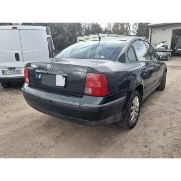 Volkswagen Passat  Sedan/Limuzyna 2000,  1.8 benzyna - Na sprzedaż za 2 999,00 zł - Fasty - zdjęcie 5