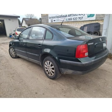 Volkswagen Passat  Sedan/Limuzyna 2000,  1.8 benzyna - Na sprzedaż za 2 999,00 zł - Fasty - zdjęcie 6