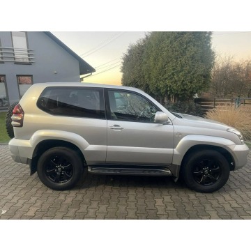 Toyota Land Cruiser  SUV 2004,  3.0 diesel, automat - Na sprzedaż za 29 900 zł - Mysłowice - zdjęcie 5