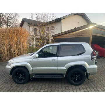 Toyota Land Cruiser  SUV 2004,  3.0 diesel, automat - Na sprzedaż za 29 900 zł - Mysłowice - zdjęcie 6